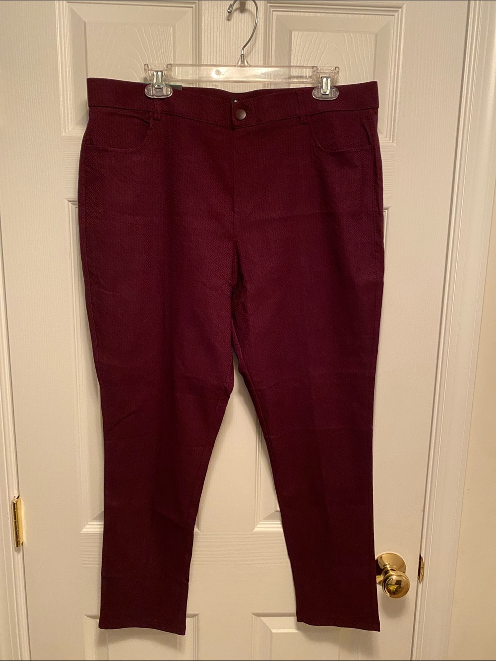 Mario Serrani Burgundy Textured Pull On Pants…size XL